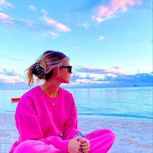 Meet your Posher, Julia